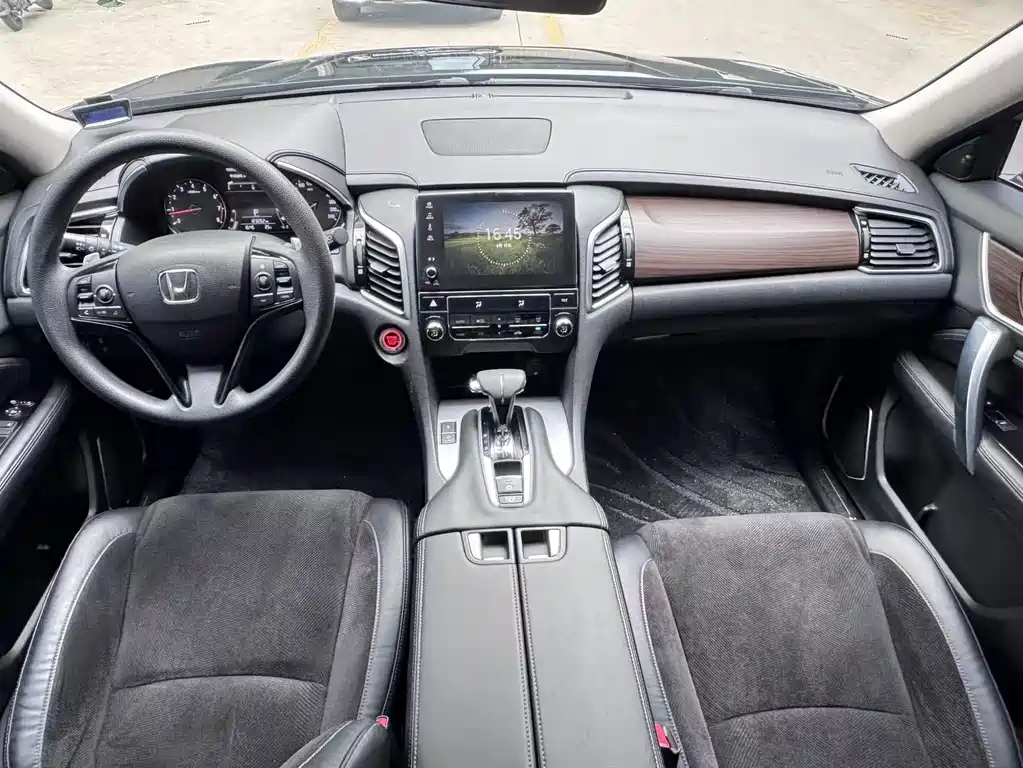 Avancier 240 TURBO 2 WD Elite