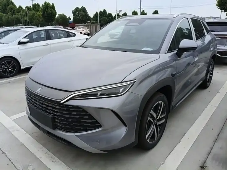 BYD Song L DM-i 130 KM Transcend