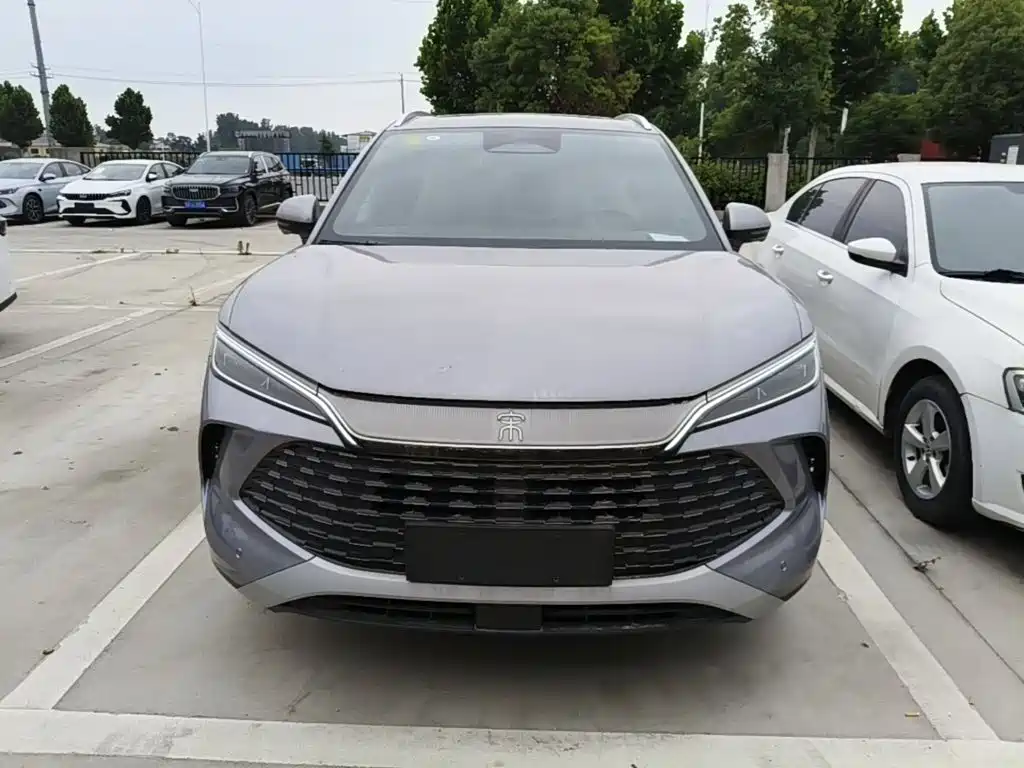 Song L DM-i 130 KM Transcend