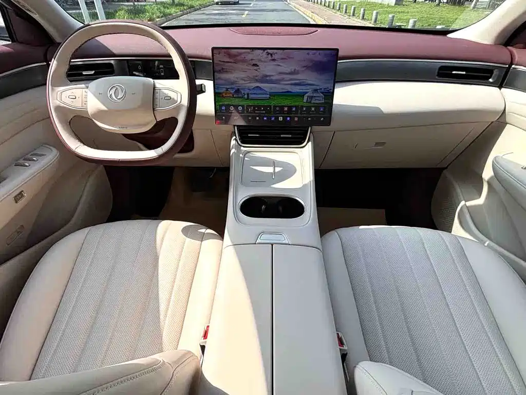 Dongfeng Fengshen L8 185 KM Dream