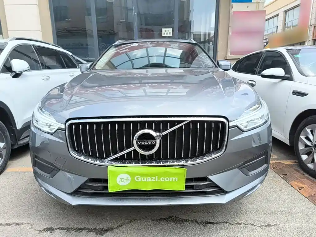 Volvo XC60 T5 4 WD Smart Ease