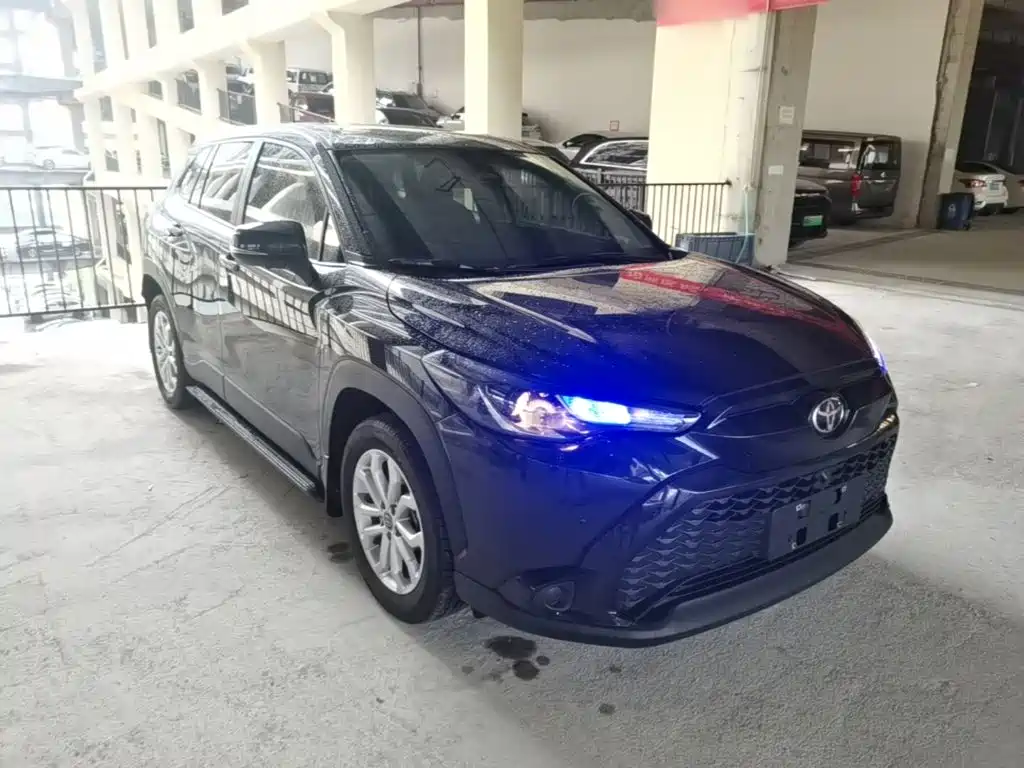 Frontlander 2.0 L CVT Leading