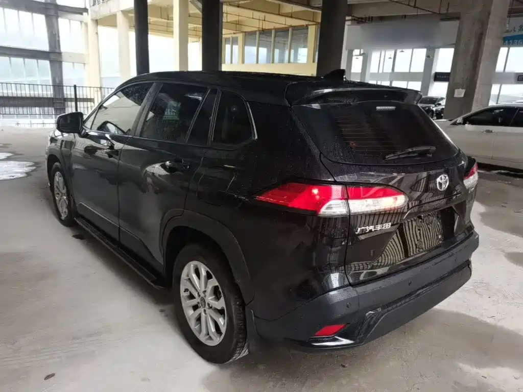 Frontlander 2.0 L CVT Leading