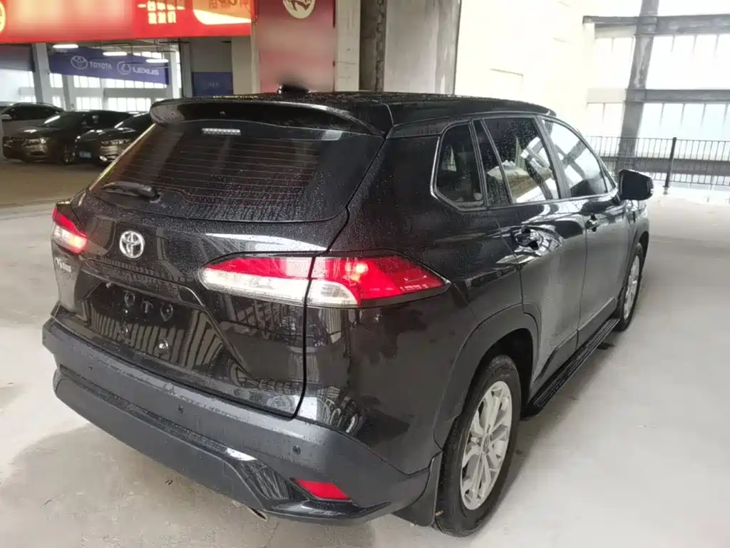 Frontlander 2.0 L CVT Leading