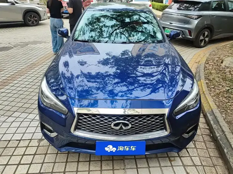 Infiniti Q50 L 2.0 T Progressive Enjoyment CN-VI