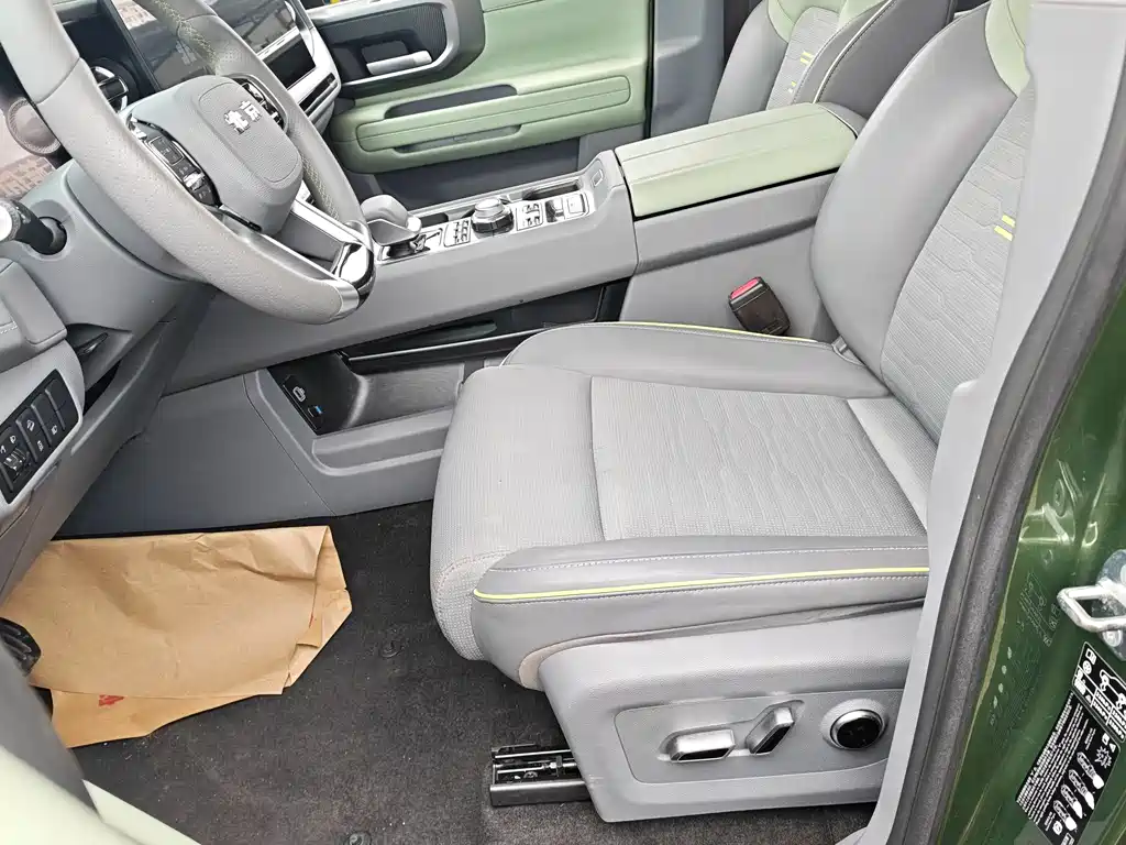 BAIC BJ40 2.0 D Blade Hero Glory