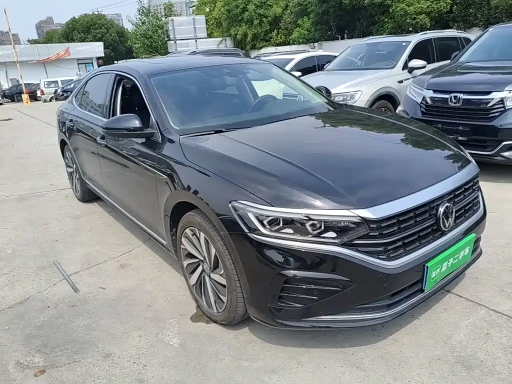 Passat 380 TSI Dragon Shine