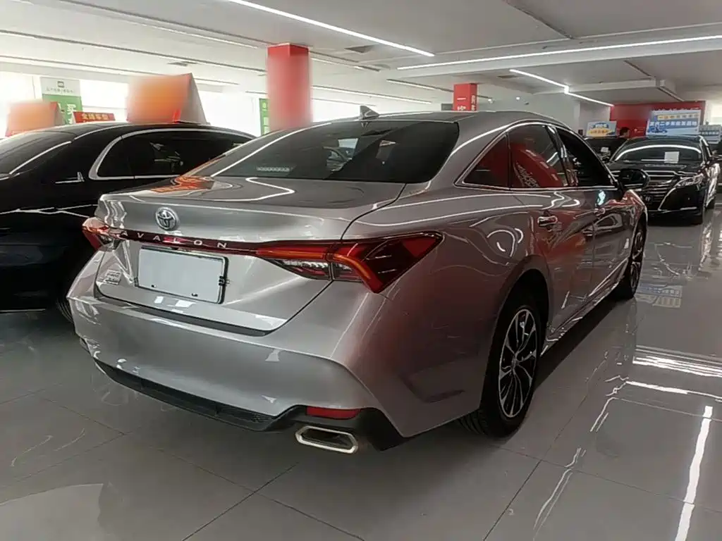 Avalon 2.0 L Luxury
