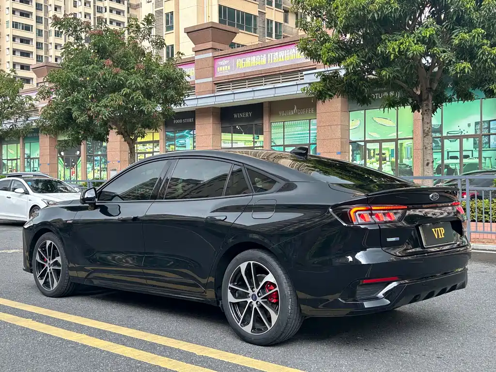 Mondeo Facelift EcoBoost 245 ST-Line