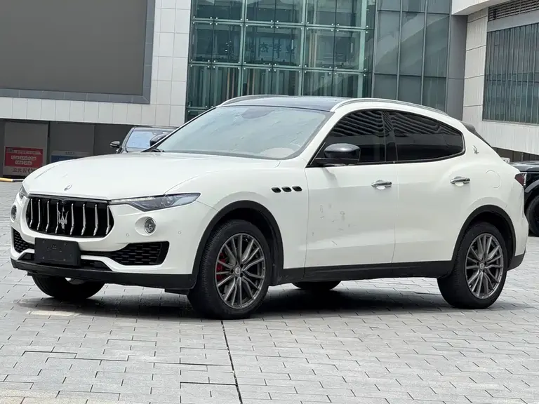 Maserati Levante 3.0 T Standard
