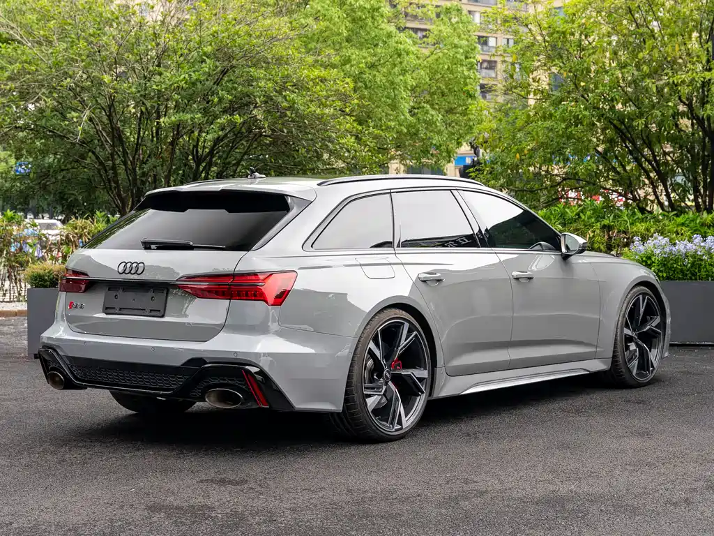 Audi RS 6 RS 6 4.0 T Avant