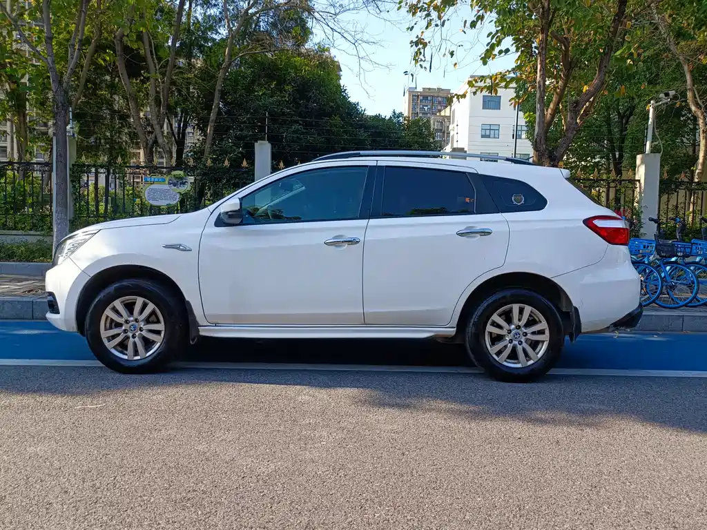 Venucia T70 2.0 L Manual Wise Fun
