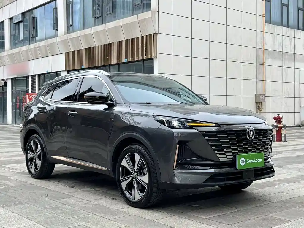 Changan CS55 PLUS 2 nd Gen 1.5 T DCT Distinguished