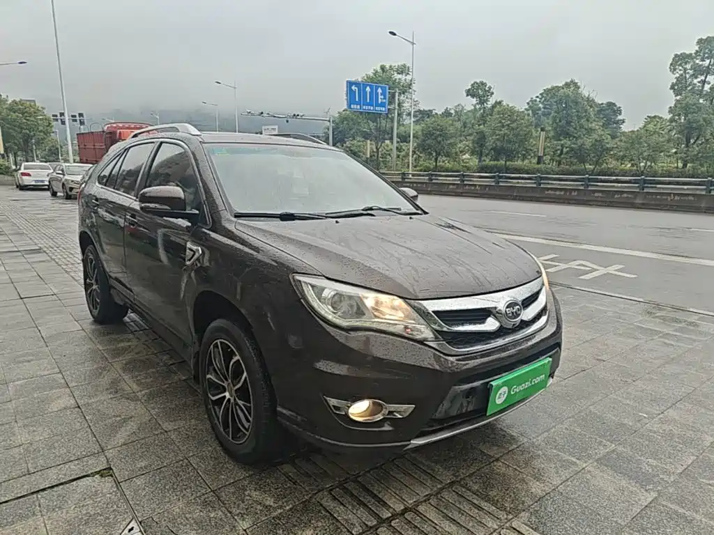 BYD S7 2.0 T Auto Flagship