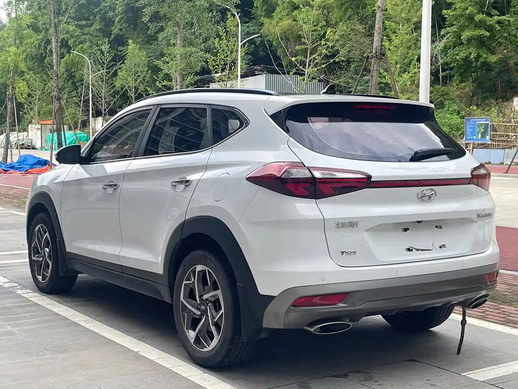 Tucson 280 TGDi 2 WD GLS Fashion CN-VI