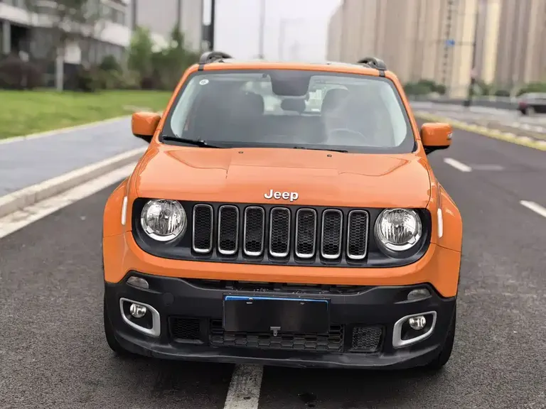 Jeep Renegade Connected Large Screen 180 T Auto Power Energy