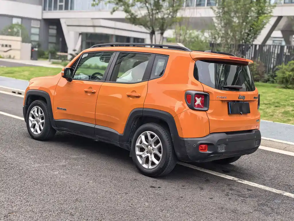 Renegade Connected Large Screen 180 T Auto Power Energy