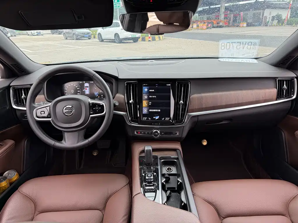 Volvo V90 Cross Country B5 AWD Smart Vision