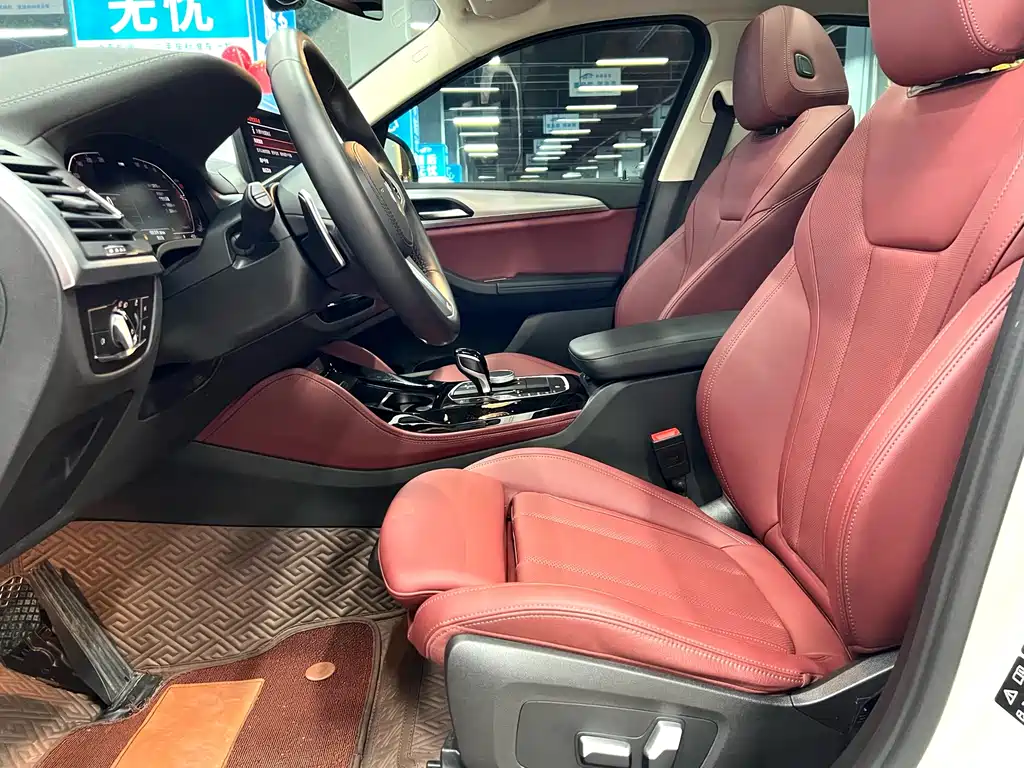 BMW X4 xDrive 25 i M Sport Package