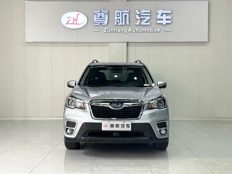 Subaru Forester 2.0 i Luxury EyeSight