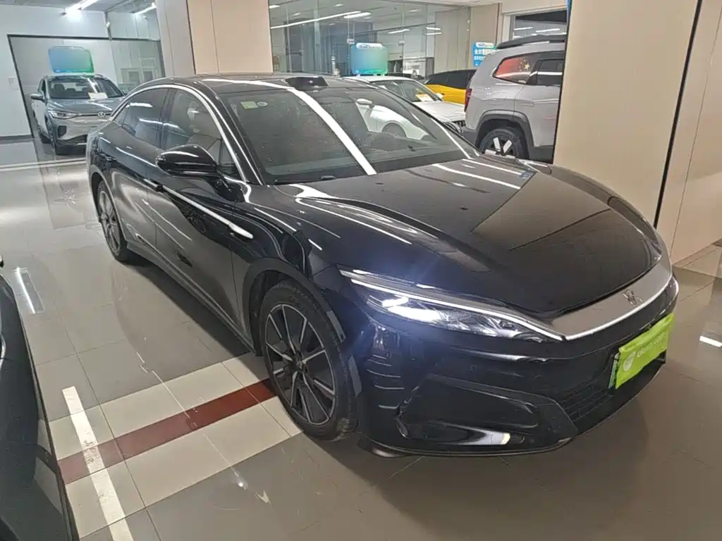 Han L DM-i 200 KM Lidar Flagship