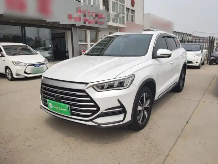 BYD Song Pro NEV DM-i 51 km Honored