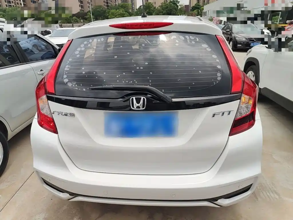Fit 1.5 L CVT Comfort