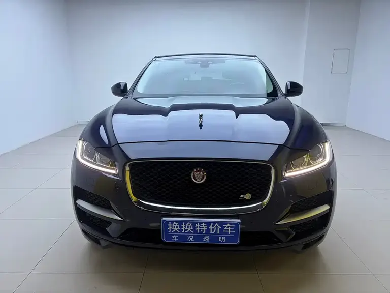 Jaguar F-PACE 2.0 T 2 WD Urban Premium