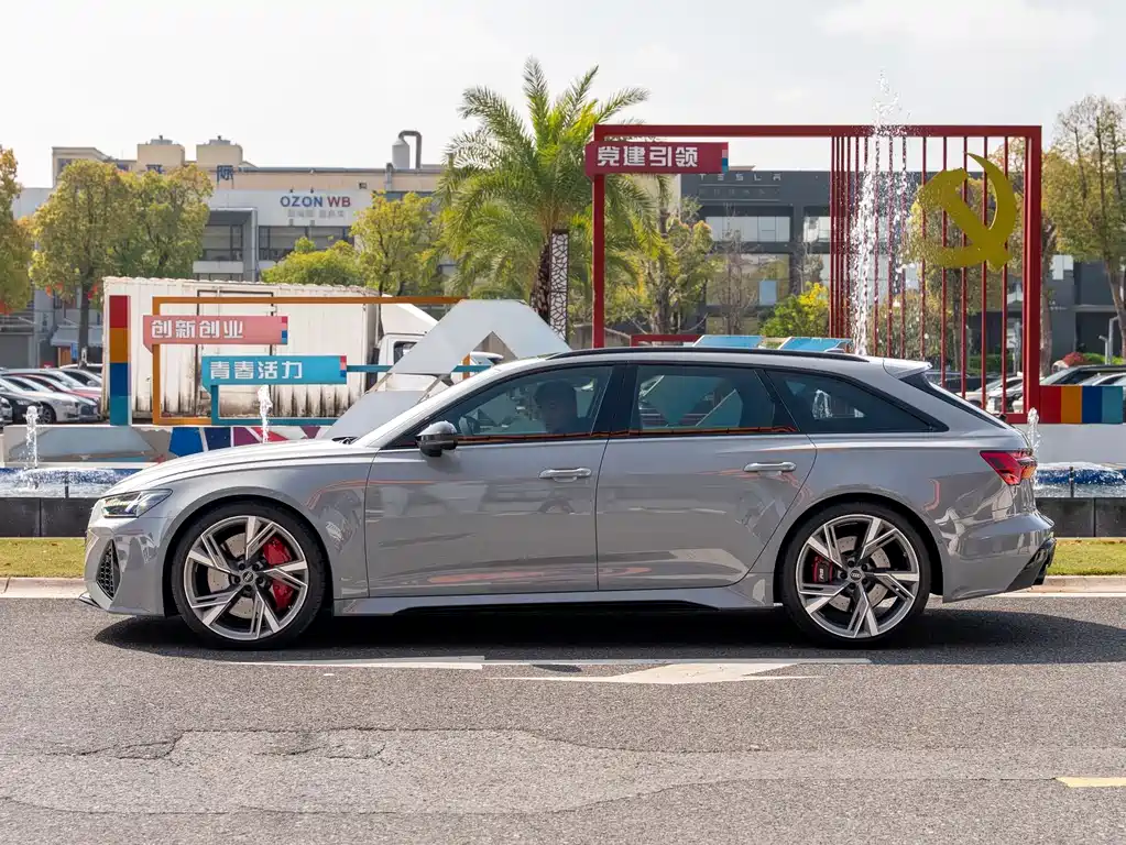 Audi RS 6 RS 6 4.0 T Avant