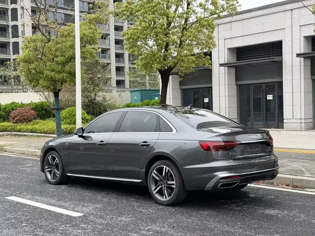 Audi A4 L 40 TFSI Fashion Dynamic