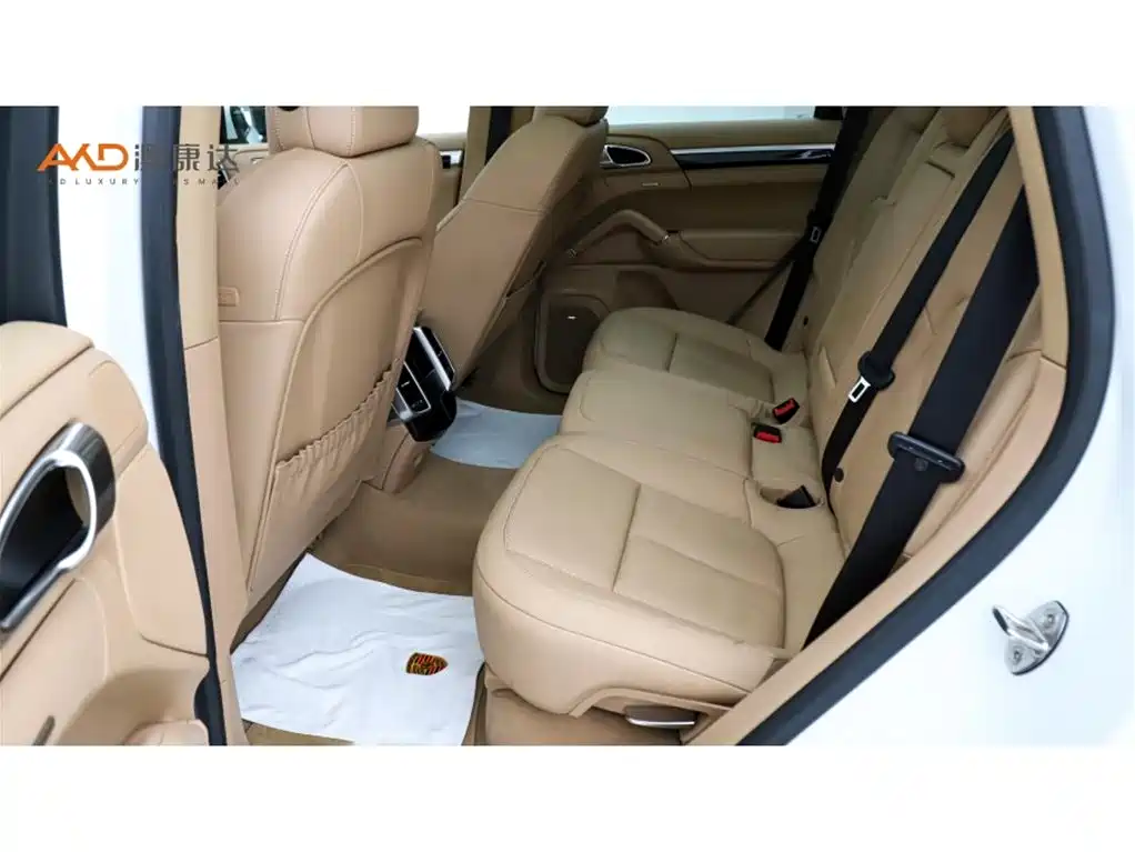 Cayenne Cayenne2014款 Cayenne Platinum Edition 3.0 T