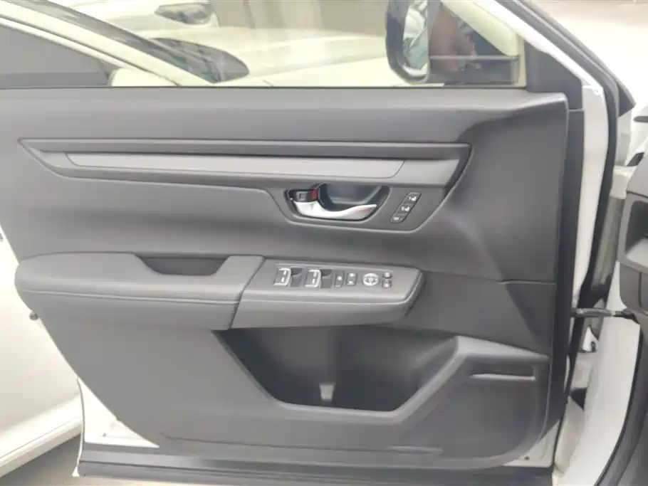 Breeze 240 TURBO 2 WD Honor Shine 5-seat