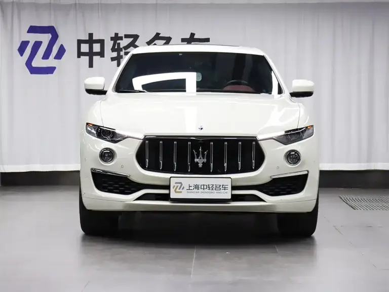 Maserati Levante 2.0 T GT Sharp Edge