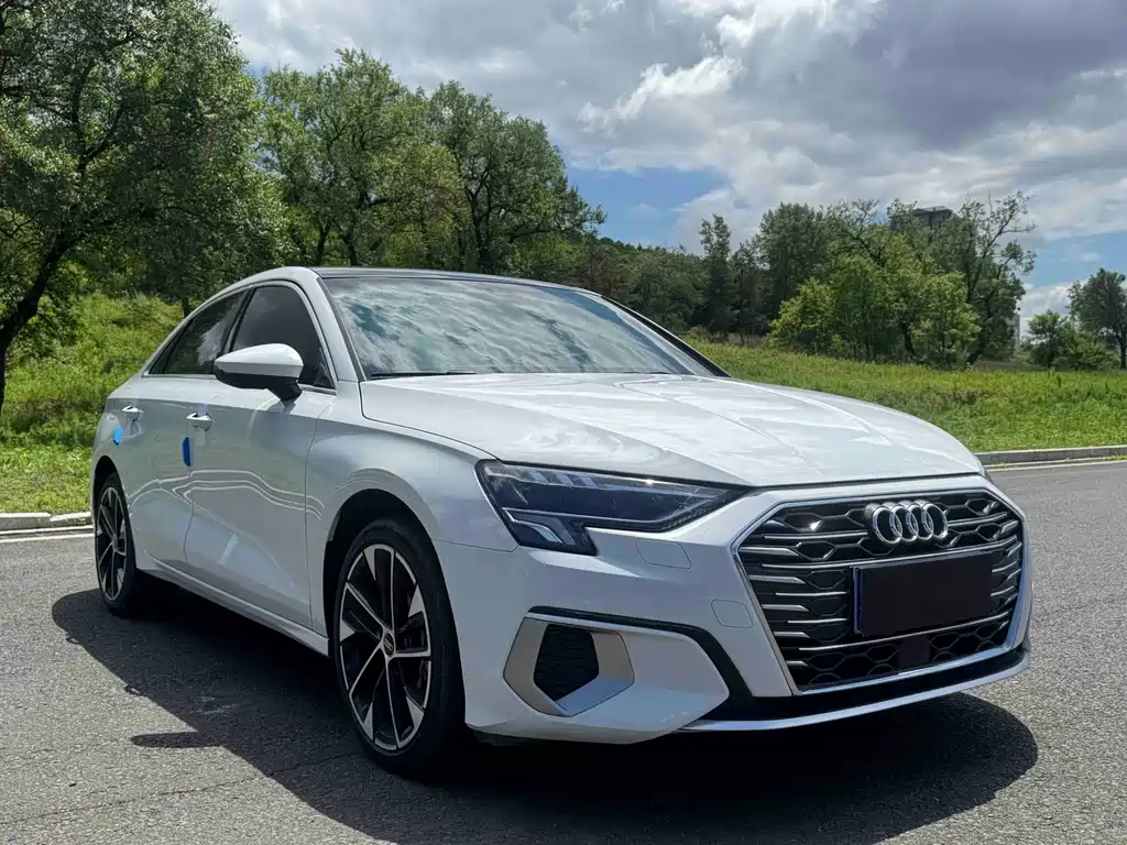 Audi A3 奥迪A3 2023款 A3 L Limousine 35 TFSI 豪华致雅型