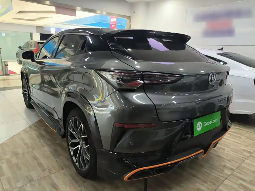 Changan UNI-T 1.5 T Distinguished