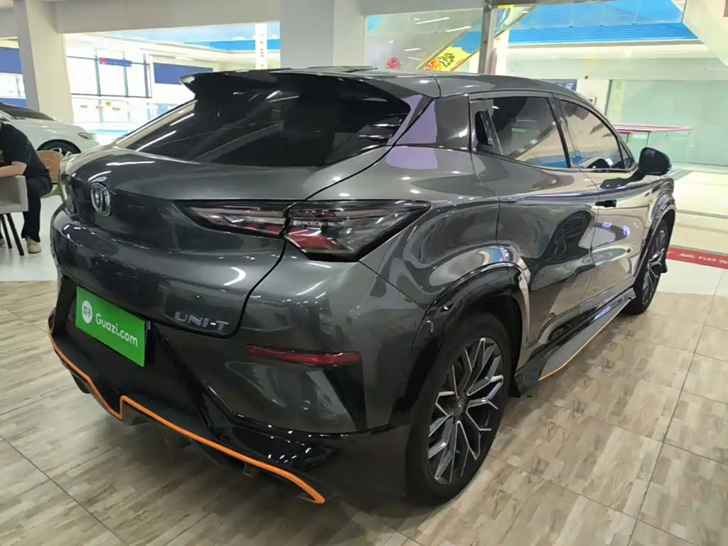 Changan UNI-T 1.5 T Distinguished