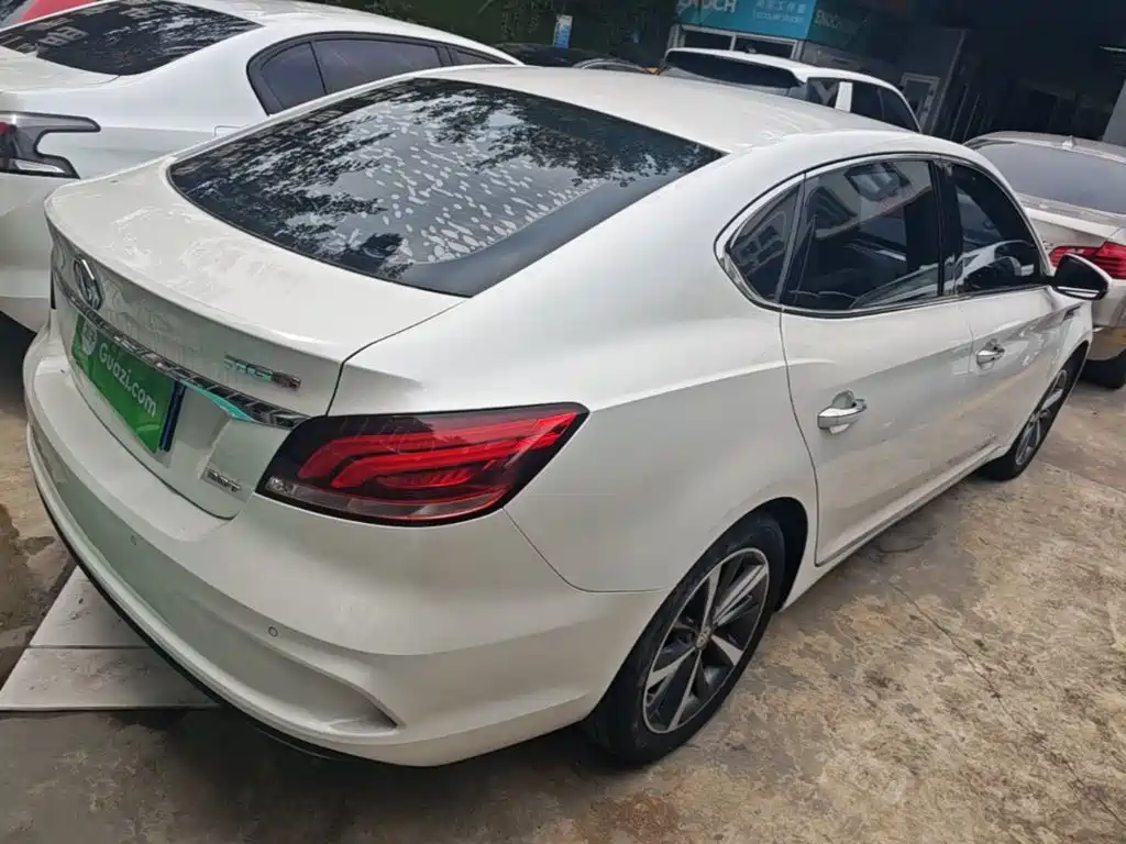 MG6 20 T Auto Sport