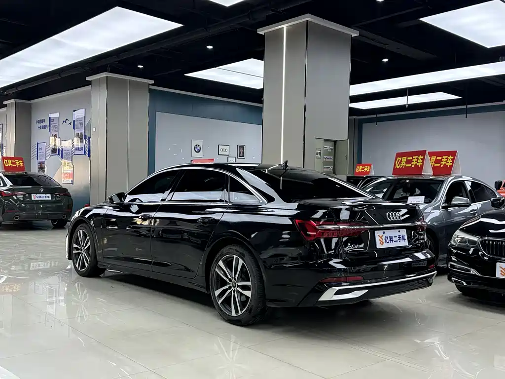 Audi A6 L Facelift 40 TFSI Luxury Dynamic