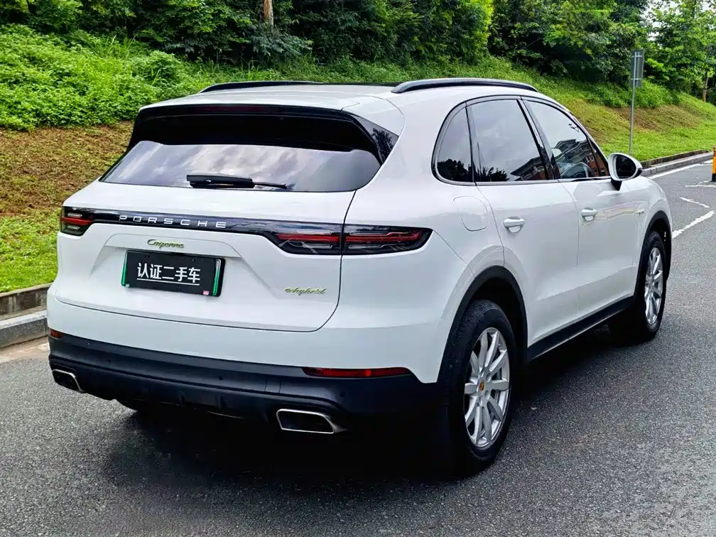 Cayenne NEV Cayenne E-Hybrid 2.0 T