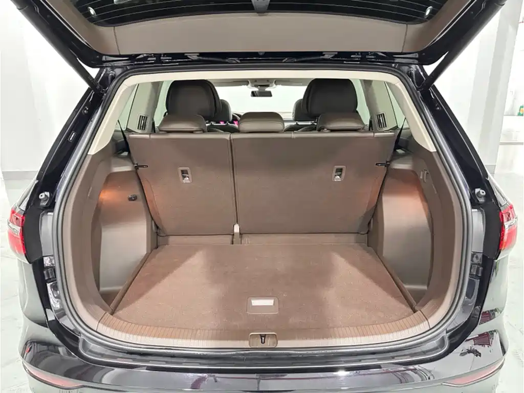 Viloran 380 TSI Distinguished