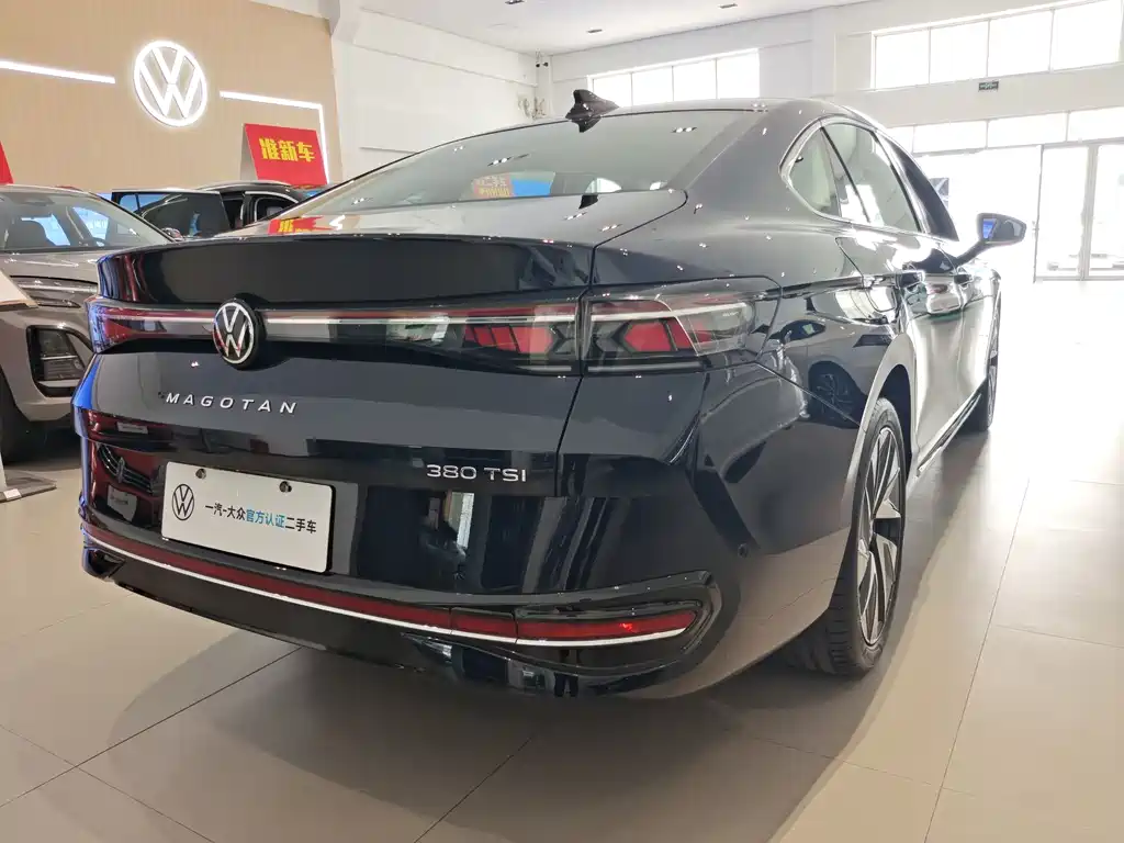 Magotan 380 TSI DSG Supreme