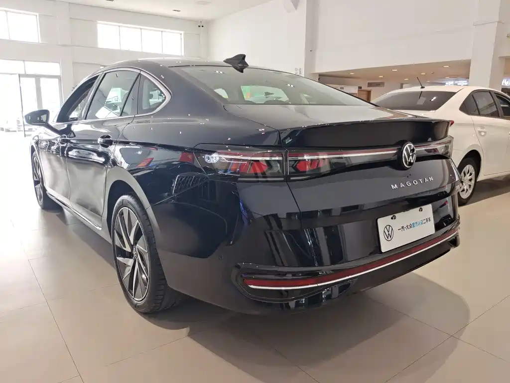 Magotan 380 TSI DSG Supreme
