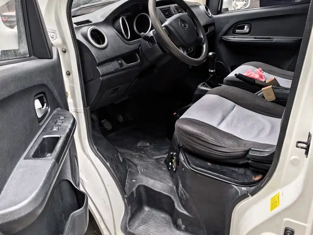Changan Ruixing M60 1.5 L Standard CN-VI 5 6-seatDAM15 KR
