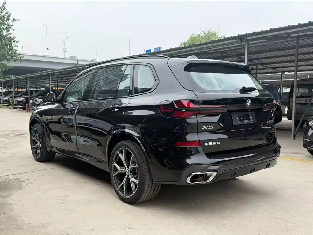BMW X5 Facelift xDrive 30 Li Premium M Sport Night Package