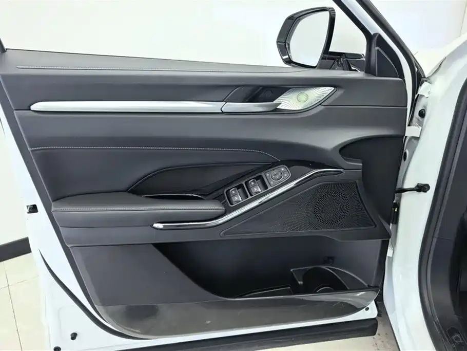 Haval H6 3 rd Gen 1.5 T Auto 2 WD Pro