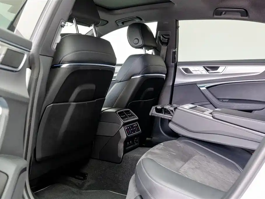 Audi A7 L 45 TFSI quattro Luxury Enjoyment