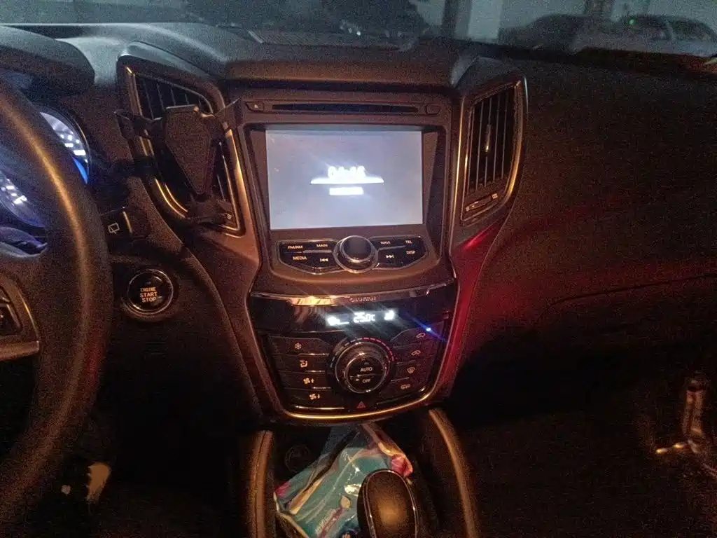 Changan CS75 1.8 T Auto Elite CN-V