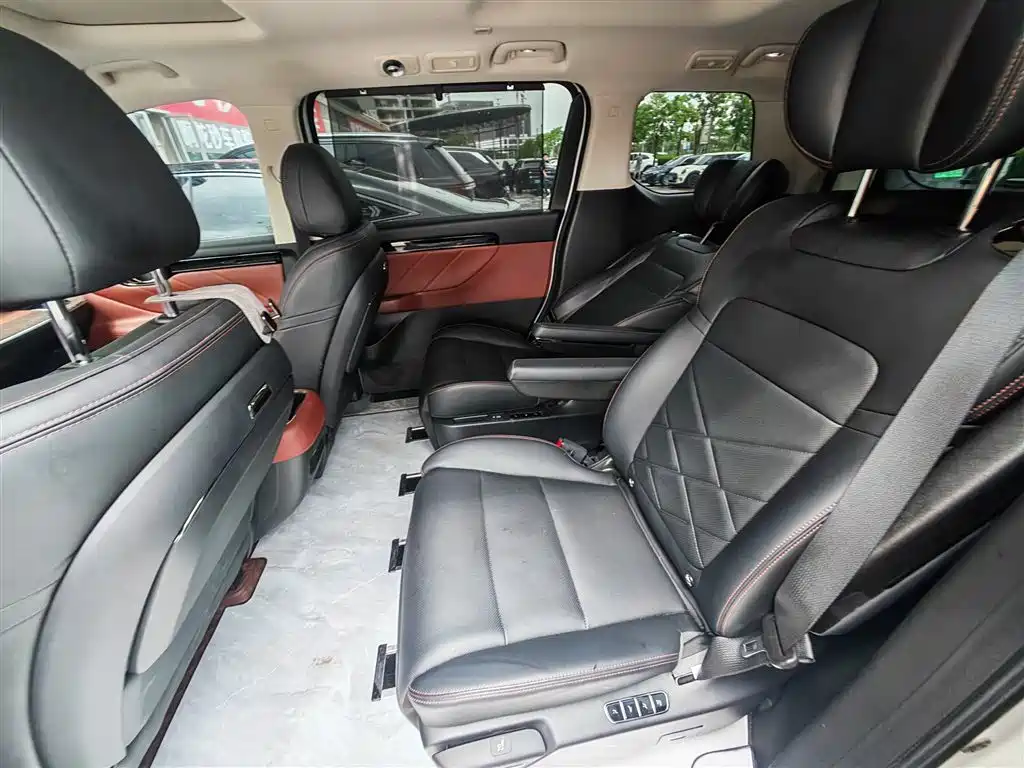 Trumpchi E8 NEV 传祺E8 PHEV 2024款 150 km MAX+