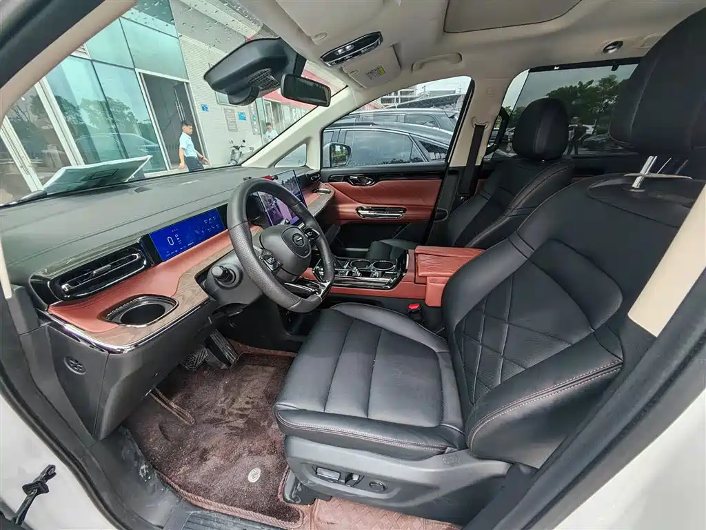 Trumpchi E8 NEV 传祺E8 PHEV 2024款 150 km MAX+