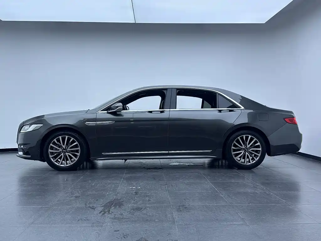 Lincoln Continental 2.0 T 2 WD Graceful
